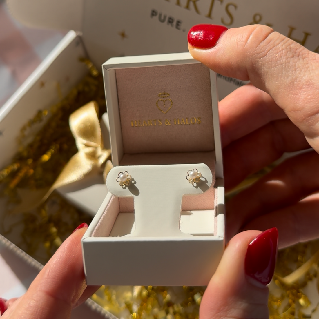The Perfect Gift for Godparents to Give: Jewelry That Lasts Forever
