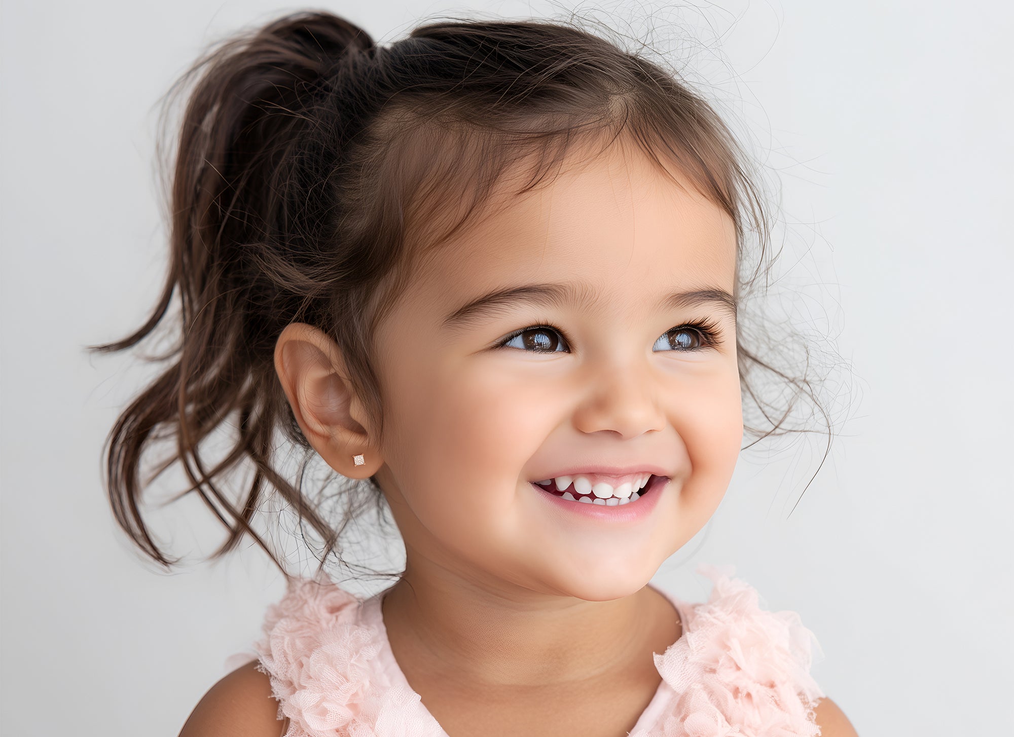 Pendientes de botón de 4 mm con circonita cúbica transparente de corte princesa, oro rosa macizo de 14 quilates, cierre de rosca, para bebés y niños.